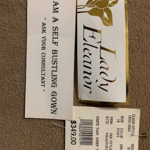 Lady Eleanor Designer Wedding Gown - Picture 6 of 6